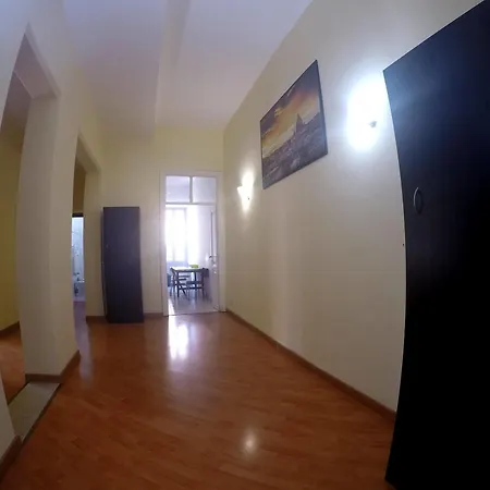 Ambra Jovinelli Otel 3*